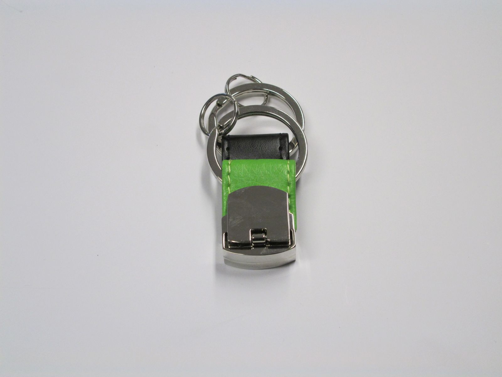 Original Skoda Fabia Leder-Schlüsselanhänger Twin Keyring schwarz-grün MVF57-248