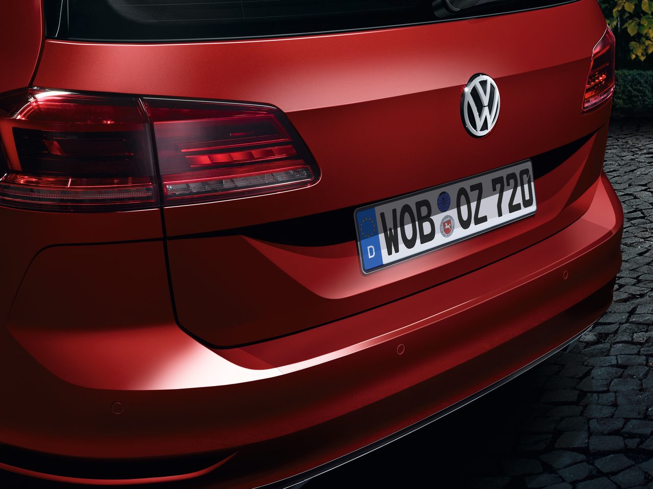 Ladekantenschutz Golf Sportsvan transparent